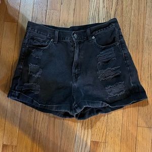 Black jean short